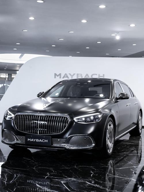 广州1岚图汽车的售后服务让用户无忧出行，迈巴赫未来的豪华车趋势